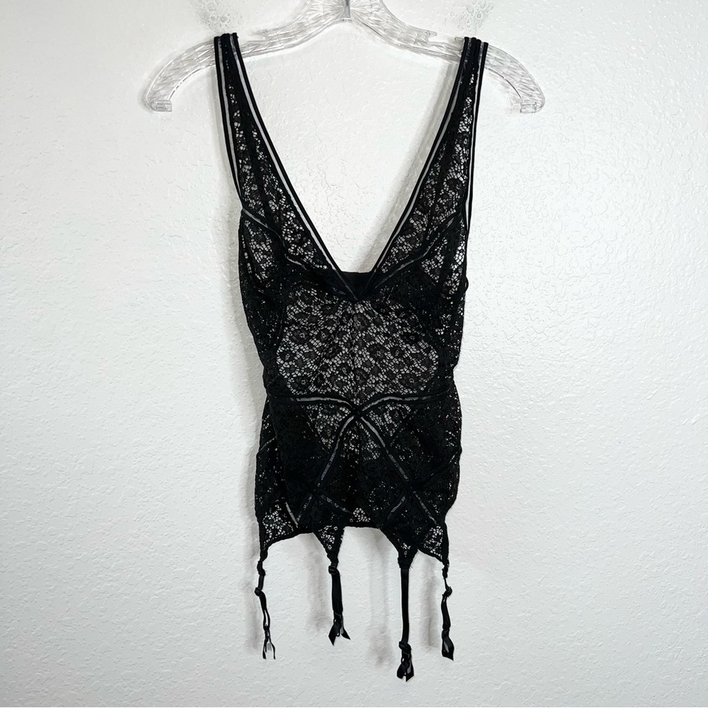Victoria secret slip lingerie top small garter black sheer lace B13